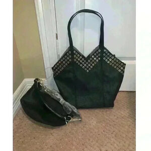 🆕 GOLD GROMMET PURSE